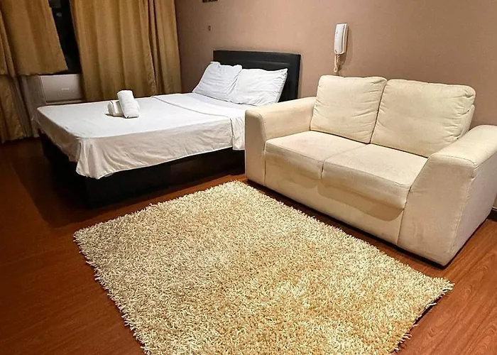 Apartment Gramercy Floor Garden View With Wi-fi Manila